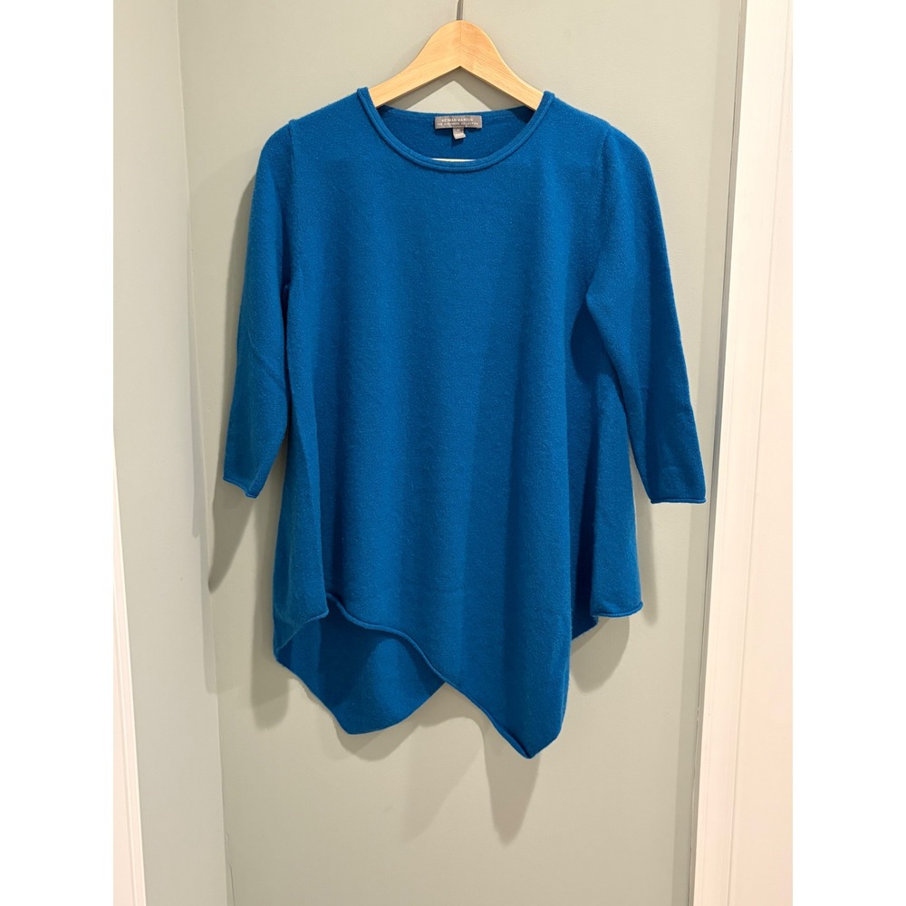 Neiman Marcus Cashmere‎ Sweater Blue Asymmetrical Sharkbite Hem Crew Neck Medium